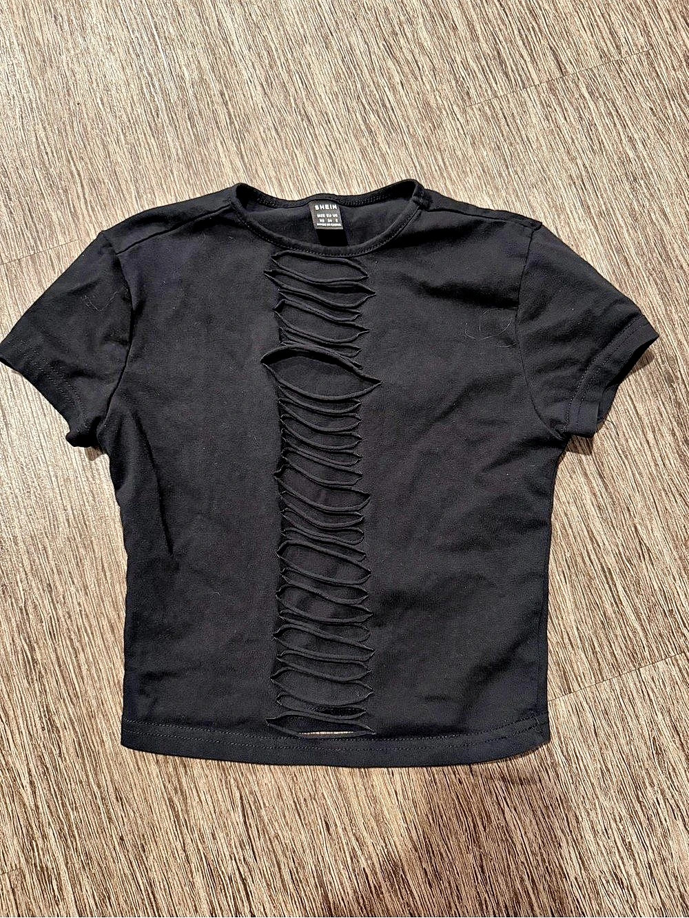 SHEIN ICON Black Cut Out Front Crop Tee - Black, Small